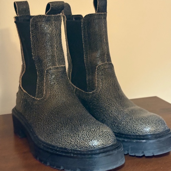 Zara Textured Black Ankle Boots - Picture 1 of 4